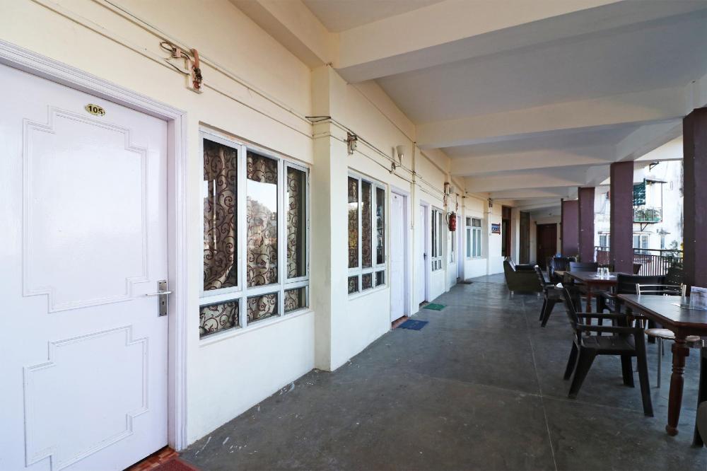 hotel west inn