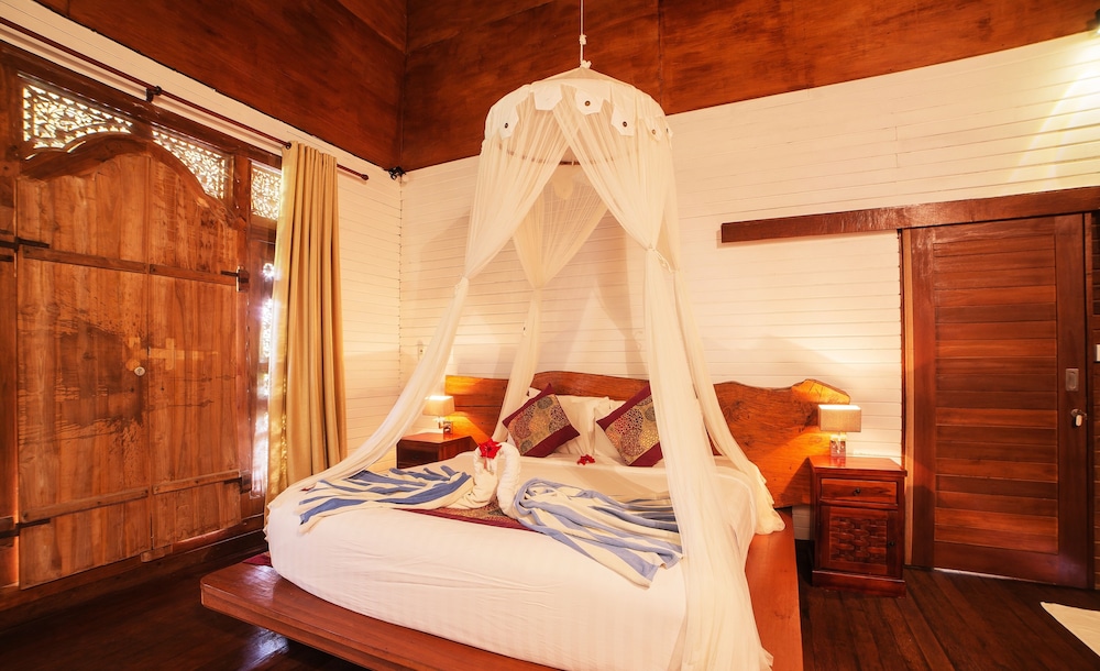 warisan villa by reccoma