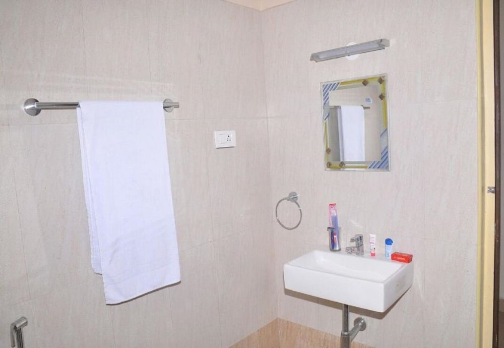 karaikal ashok beach resort