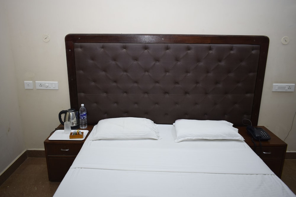 karaikal ashok beach resort