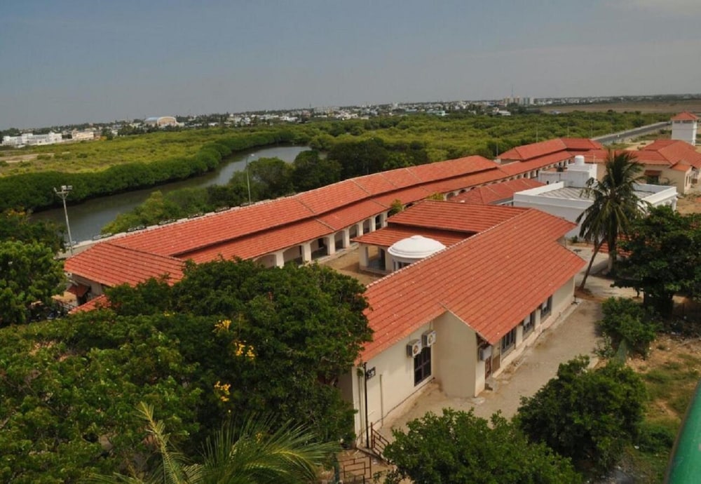 karaikal ashok beach resort