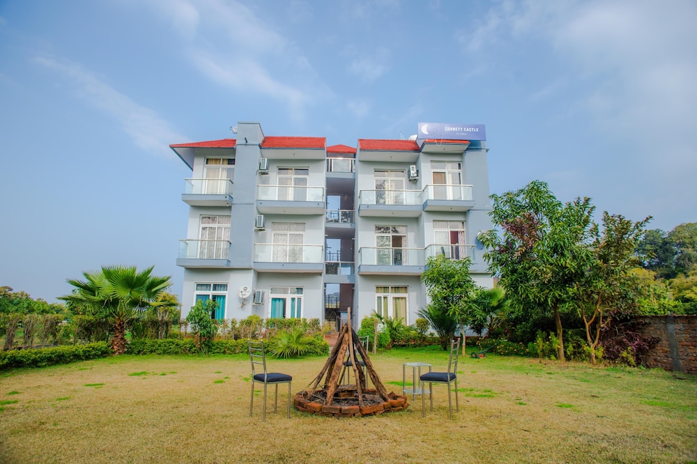 jungle corbett castle