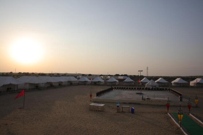 bhati desert camp sam