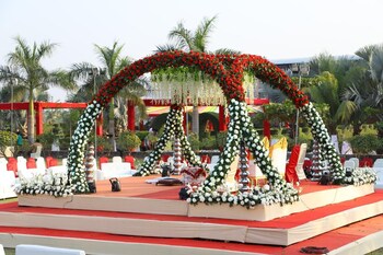 Malhaar Resort,Vatva,3 star