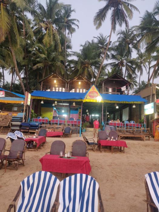 royal wood beach resort