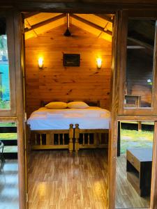 royal wood beach resort