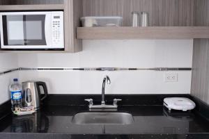 hotel be suites cali