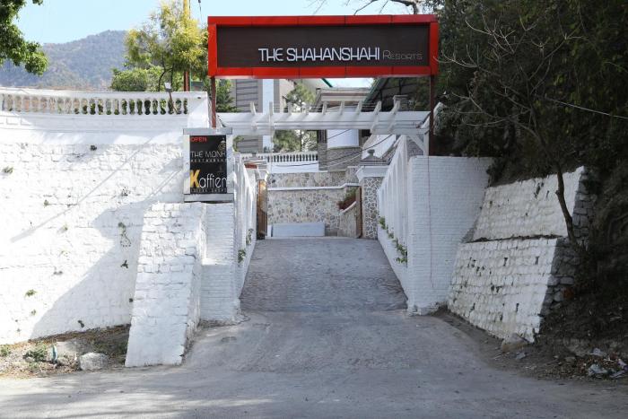 shahanshahi adventure park and wellness resort