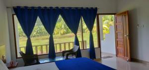 hotel exotica squares beach resort