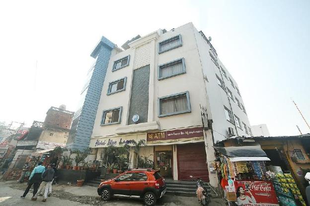 hotel blue lagoon