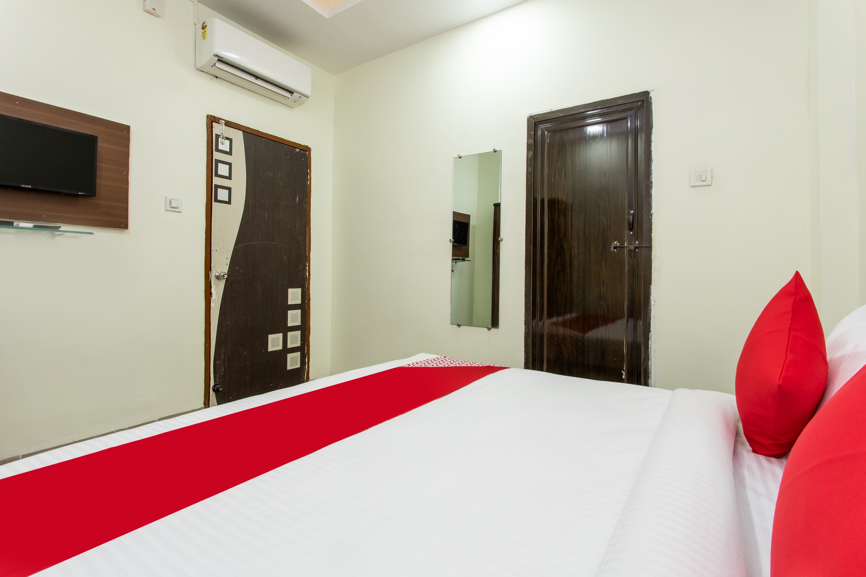 hotel o manjulam regency
