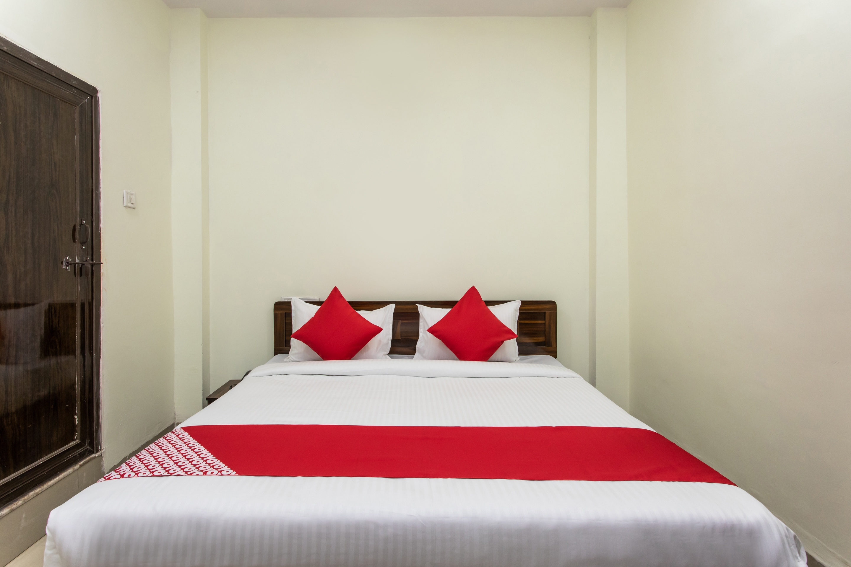 hotel o manjulam regency