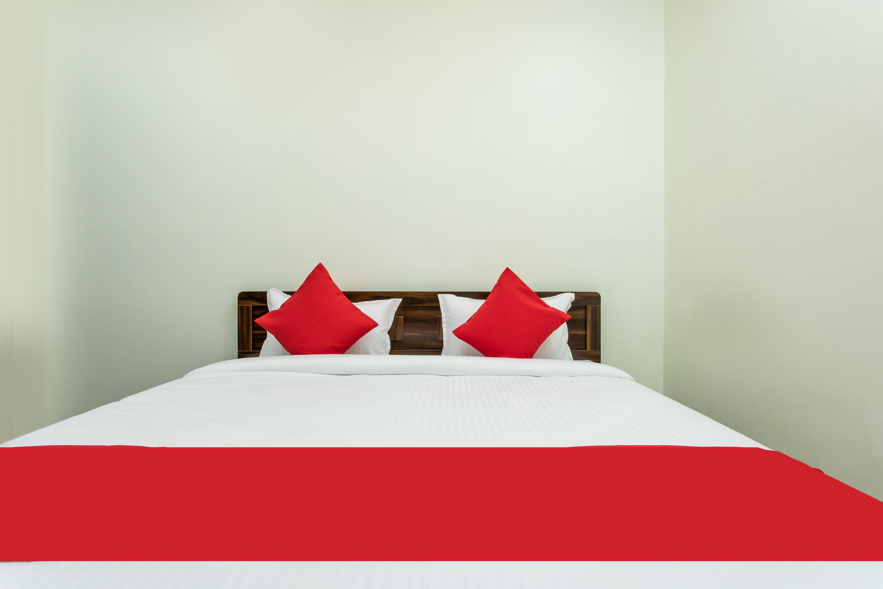 hotel o manjulam regency