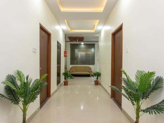 hotel o manjulam regency