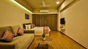 the weekend address managed by stay cation