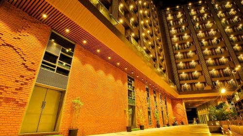 the weekend address managed by stay cation