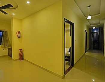 hotel suraj palace