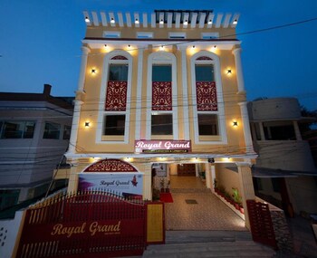 Royal Grand,Kanchipuram>>Chennai,3 star