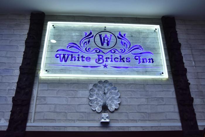 white bricks inn