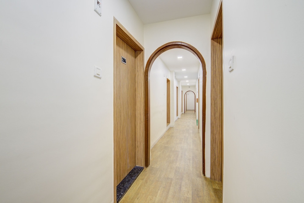 collection o 11693 hotel sunshine