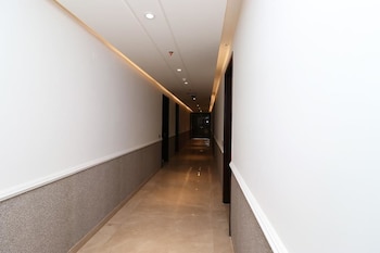 c pearls hotel and banquet