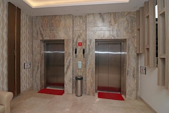 c pearls hotel and banquet