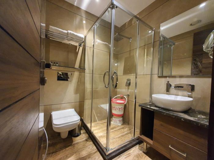 hotel makhan residency