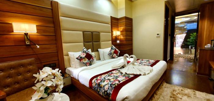 hotel makhan residency