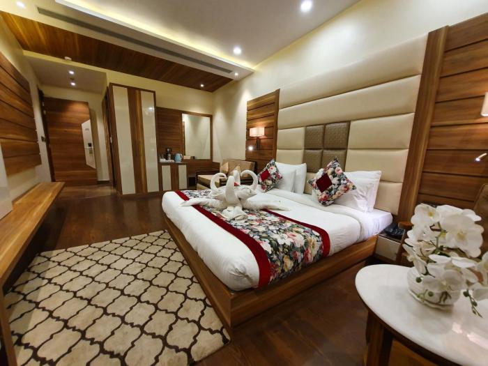hotel makhan residency