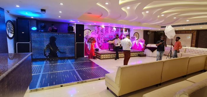 hotel makhan residency