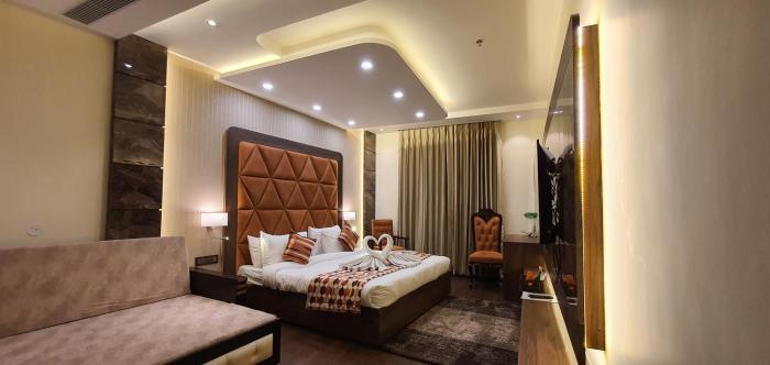 hotel makhan residency