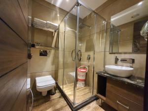 hotel makhan residency