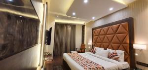hotel makhan residency