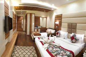 hotel makhan residency