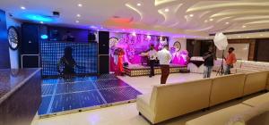 hotel makhan residency