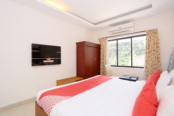 capital o 19742 hotel dona castle