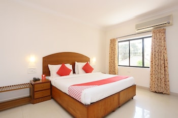 capital o 19742 hotel dona castle