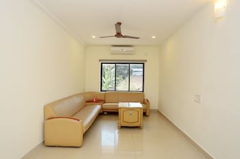 capital o 19742 hotel dona castle