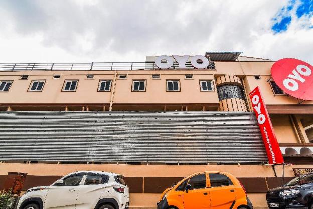 oyo flagship 36422 hotel maruthi