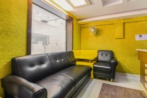 oyo flagship 36422 hotel maruthi