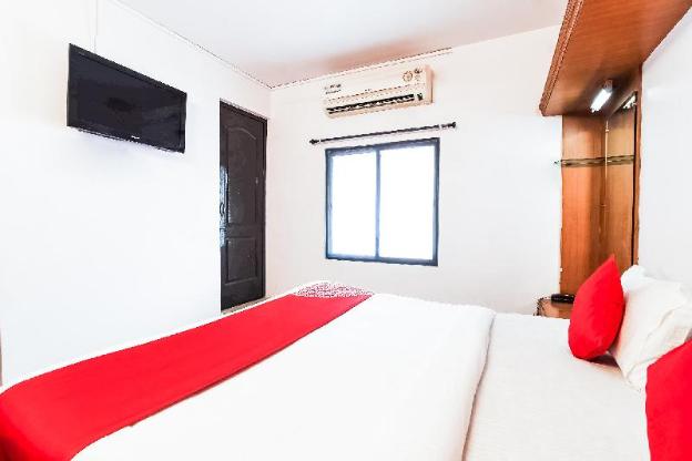 oyo flagship 36422 hotel maruthi