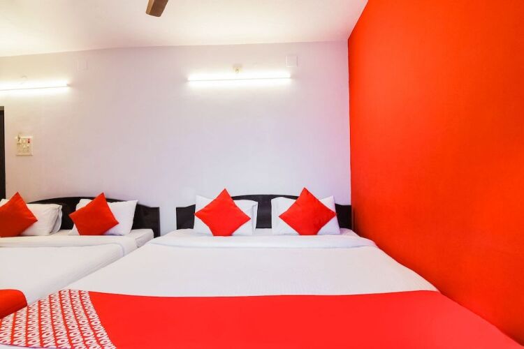 oyo flagship 36422 hotel maruthi