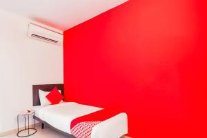 oyo flagship 36422 hotel maruthi