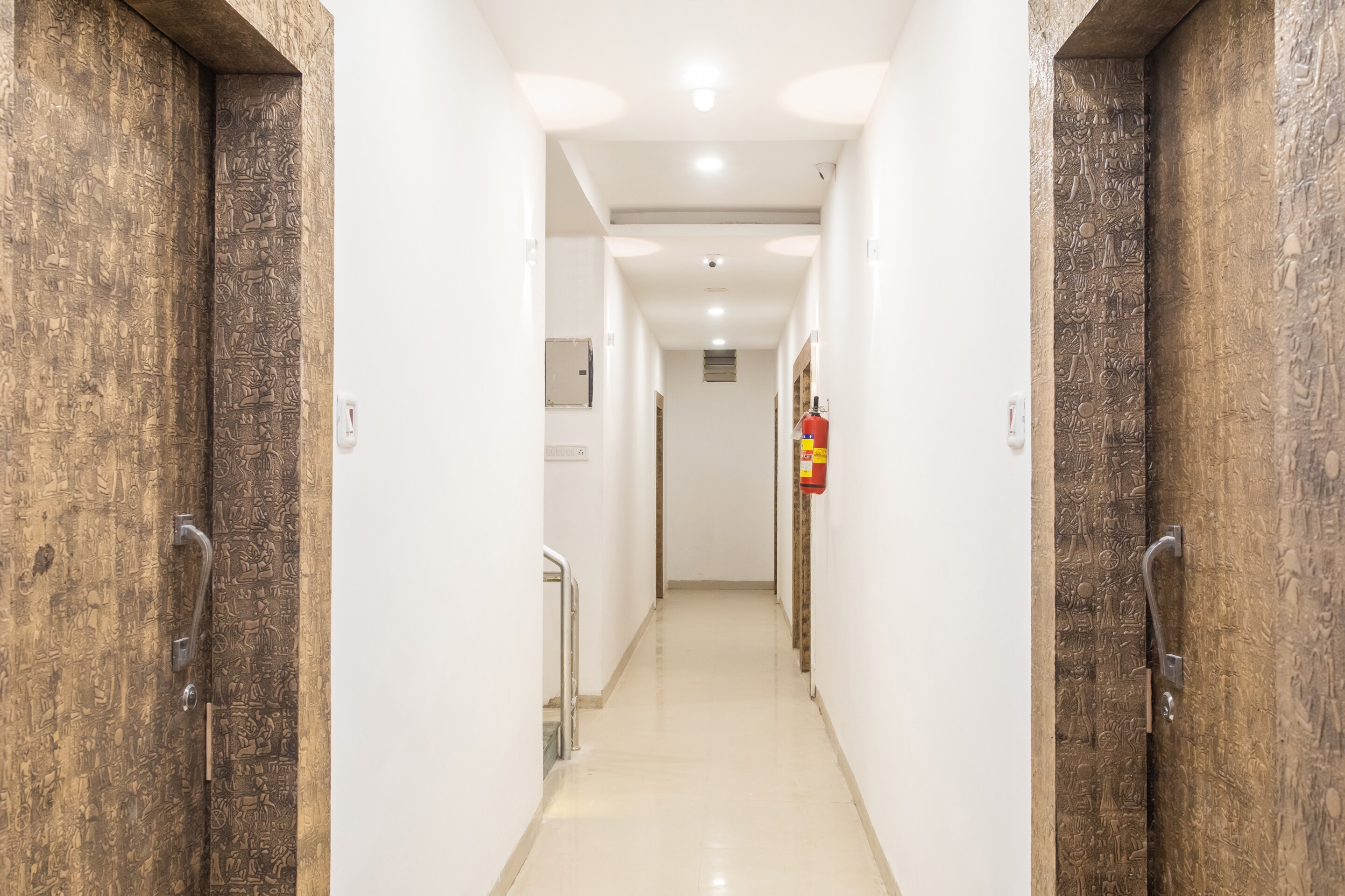 oyo22734 hotel aarav 94