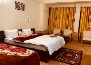 Pine Village Retreat,Kaluk>>Geyzing,3 star