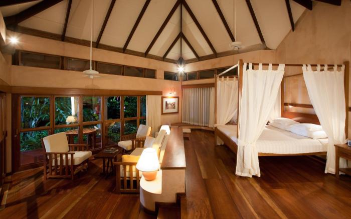 capitan suizo beachfront boutique hotel