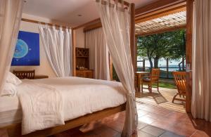 capitan suizo beachfront boutique hotel