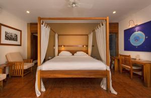 capitan suizo beachfront boutique hotel