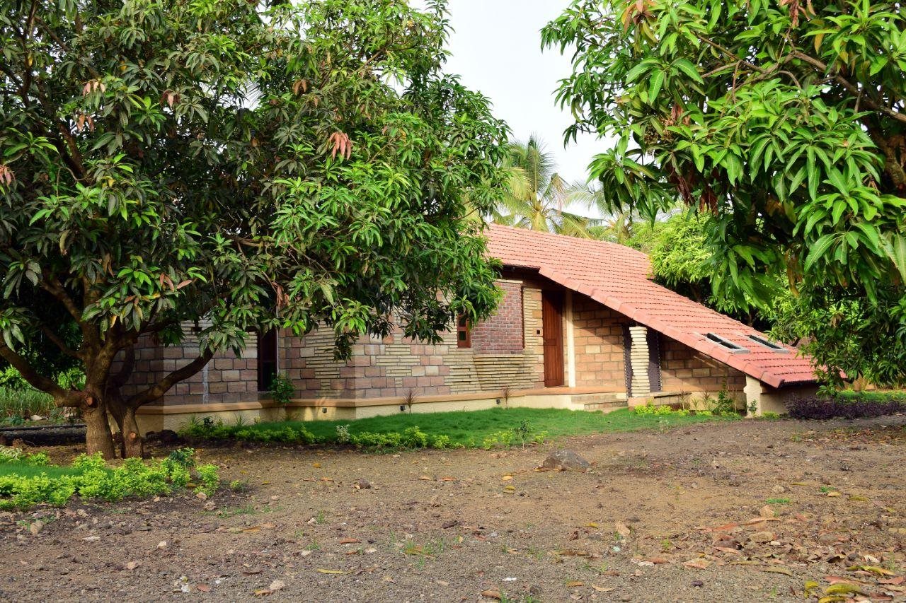 Aaranya Resort,Sasan Gir>>Junagadh,3 star