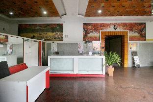 Brindhavan Hotels,Oyo 29130 Brindhavan Hotels Is Conveniently Located In The Popular Tiruppur Area. The Property Offer,3 star